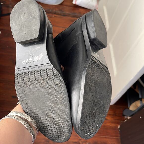 Everlane The New Modern Italian leather Chelsea flat ankle boots sz 8.5 - Picture 7 of 7